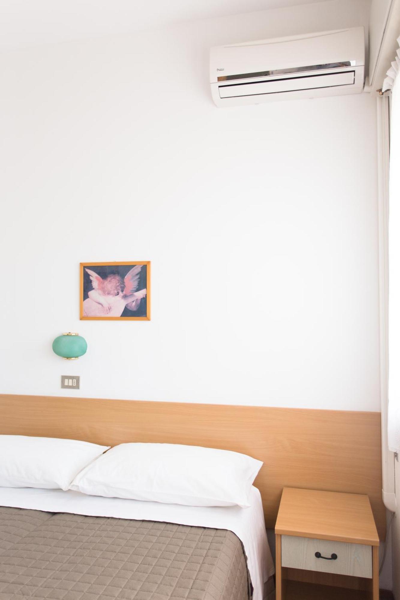 Hotel Meeting Cesenatico Room photo