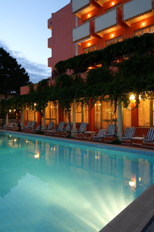 Hotel Meeting Cesenatico Exterior photo