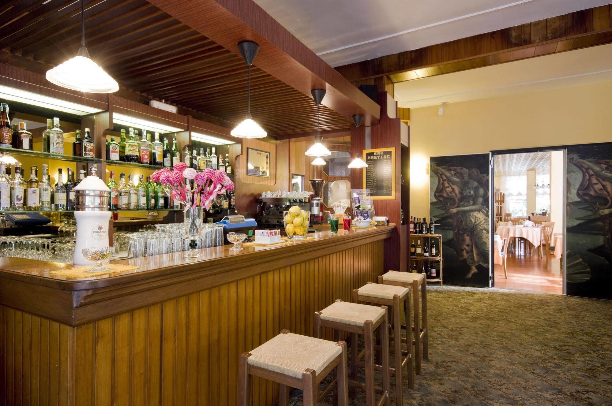 Hotel Meeting Cesenatico Exterior photo